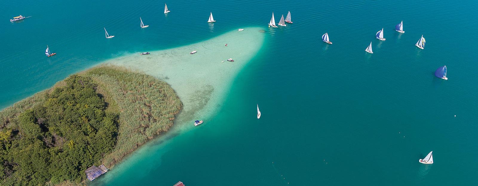 türkisblauer Wörthersee - Kapuzinerinsel see-insel