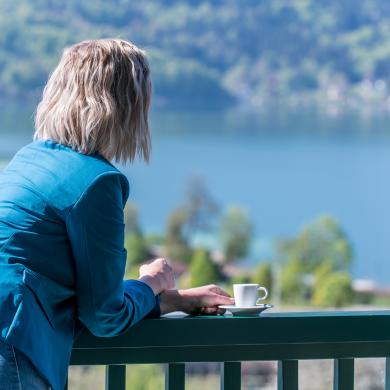 Südbalkon mit  direktem  Wörtherseeblick  KPH_9549