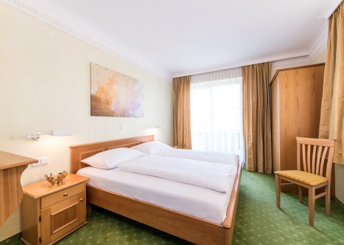 Sonnenkuss - kleines Doppelzimmer 15m² - mit Balkon  KPH_0596